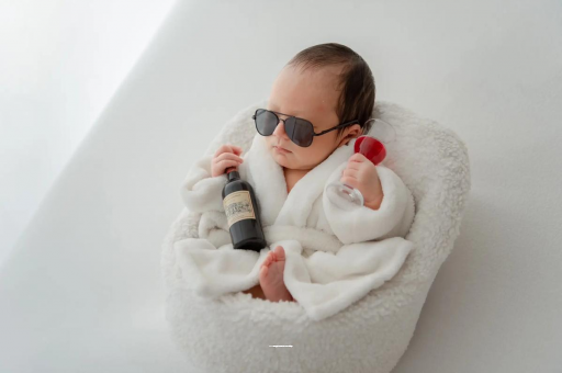 澳门宝宝几个月会爬 澳门宝宝几个月会爬